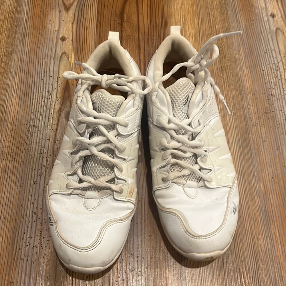 varsity spirt white cheer shoes
